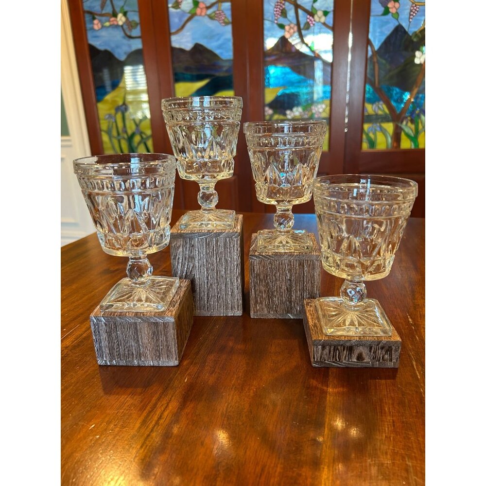 Clear Vintage Colony Park Lane Stemmed Wine Glasses.